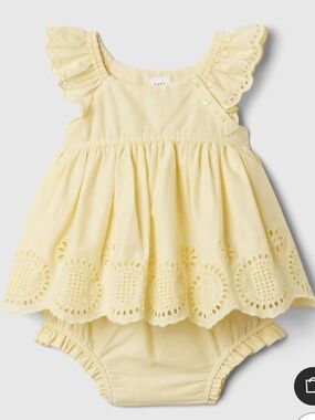 GAP Yellow Floral Top and Underwear Set 12-18 Months